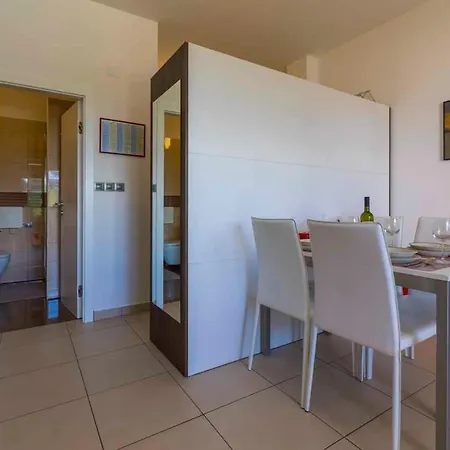 In 39932 Apartamento Dramalj
